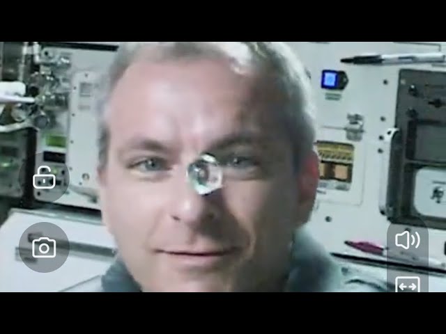 beber agua en el espacio