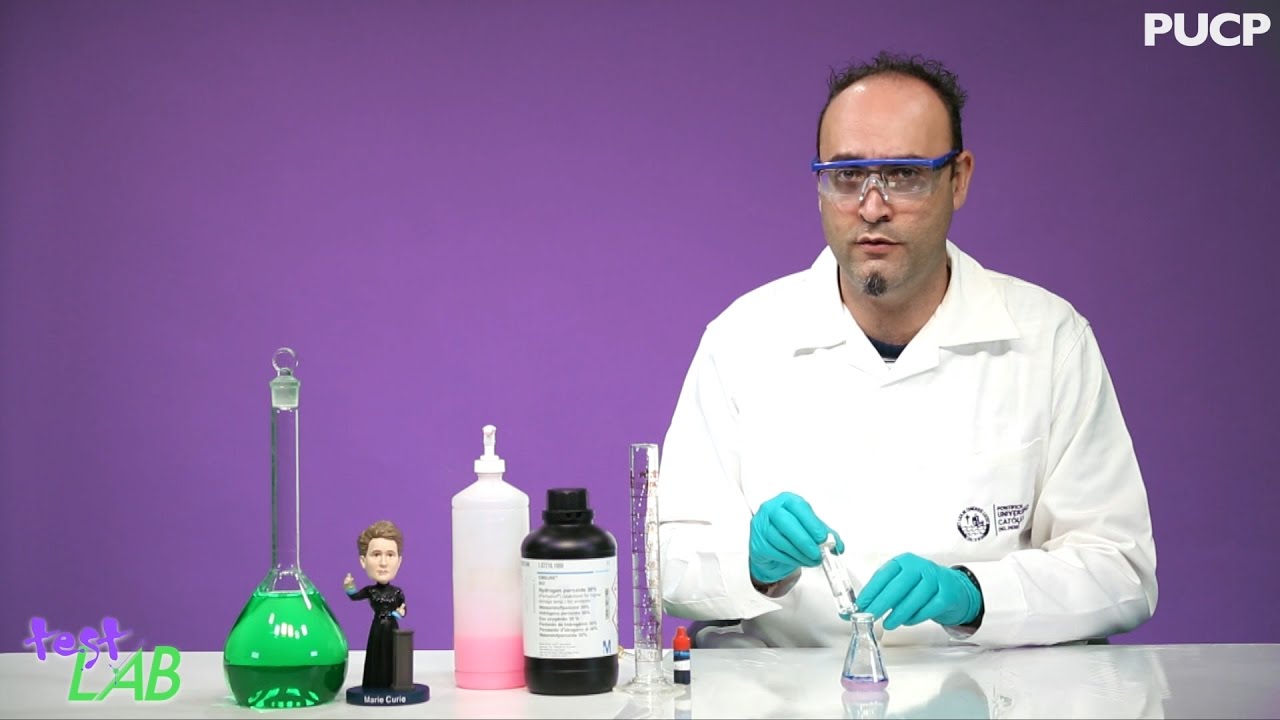 como actúa el agua oxigenada