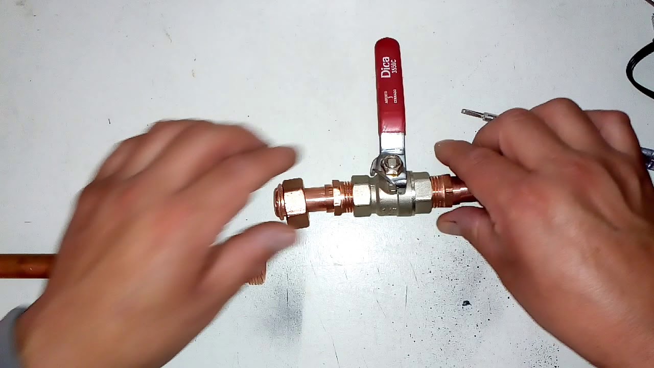 llave de paso de agua 1 2