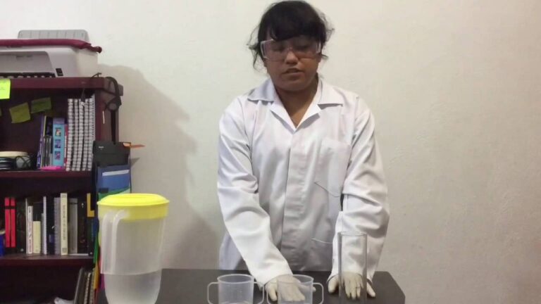 ¿Por qué el etanol se disuelve en agua? Explicación científica y